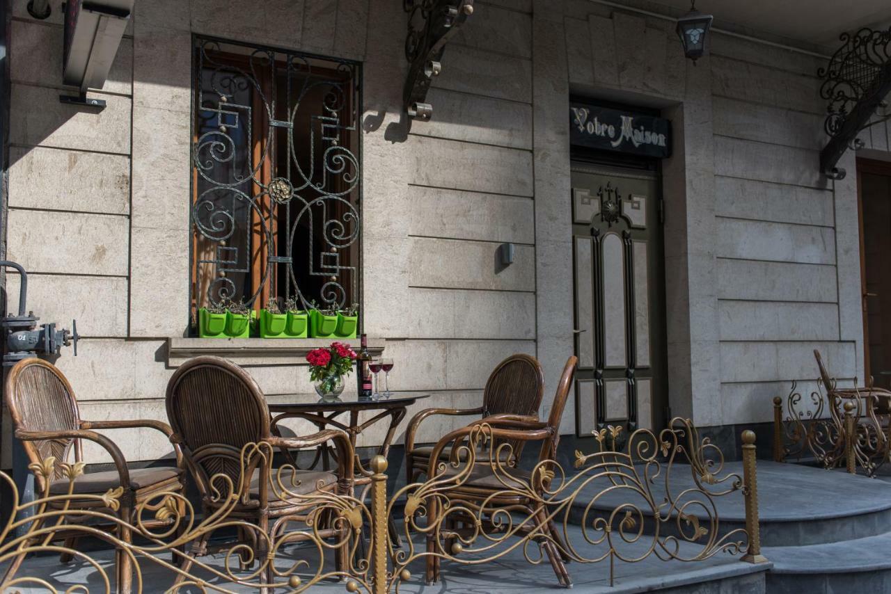Votre Maison Ereván Exterior foto
