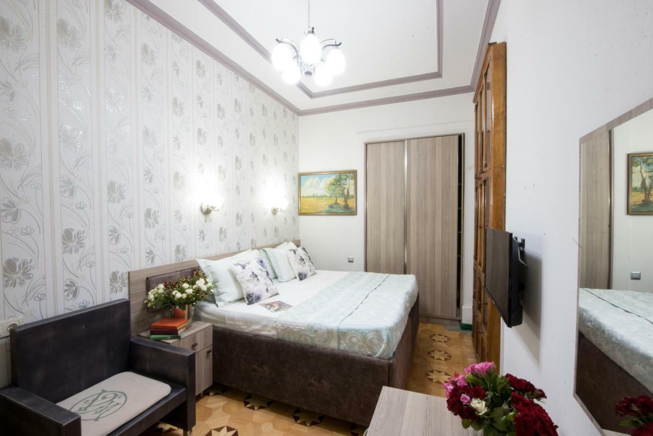 Votre Maison Ereván Exterior foto